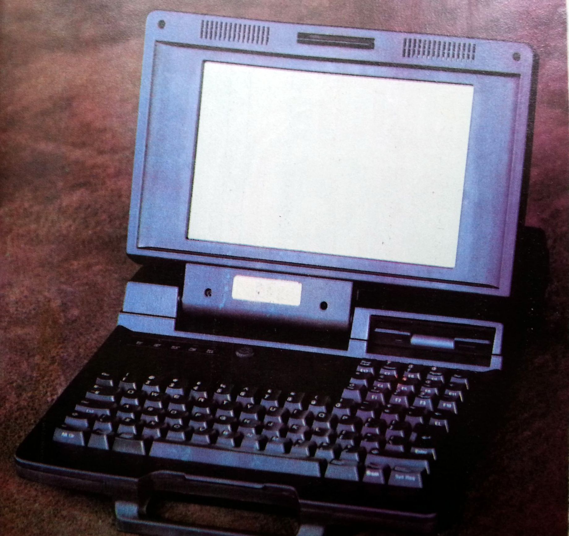 Първият български лаптоп