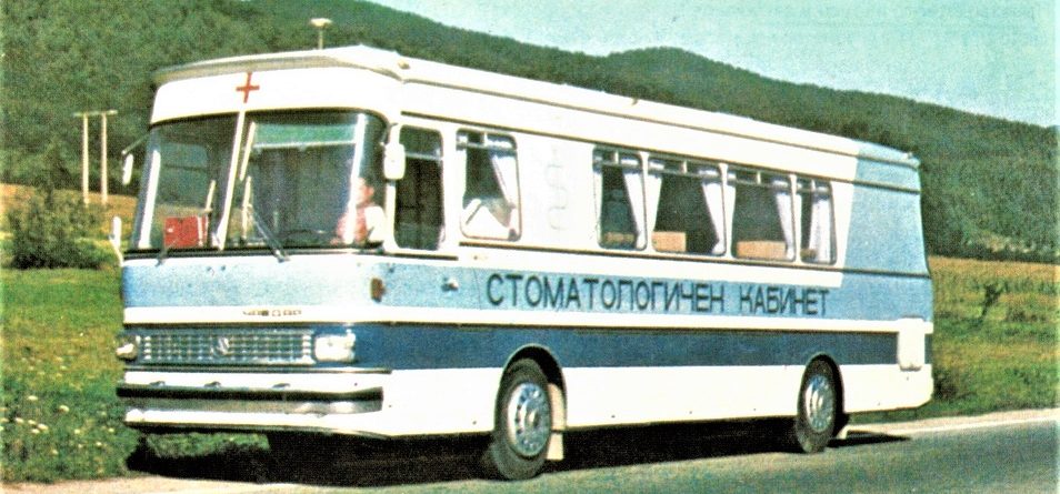Български автобус Чавдар 11М4СК